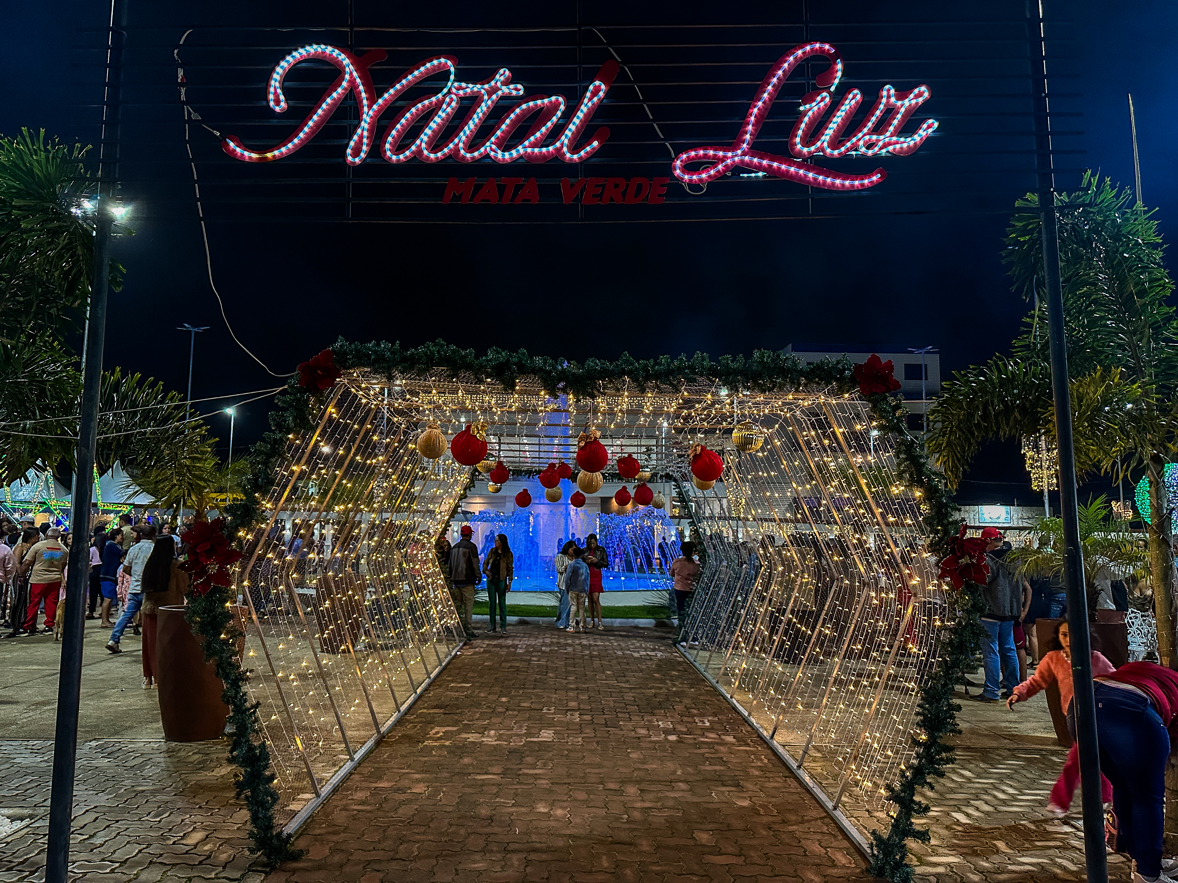 Mata Verde celebra a inauguração do Natal Luz na Praça do Mercado