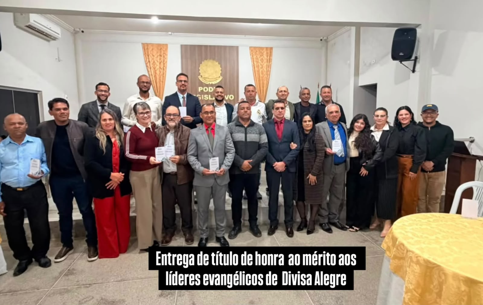 Entrega de Título de Honra ao Mérito aos líderes evangélicos de Divisa Alegre