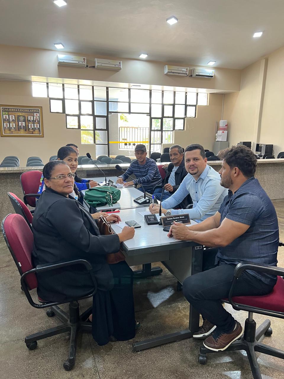 Reunião na Câmara de Comercinho- MG com o assessor do Deputado Estadual Dr Jean Freire.